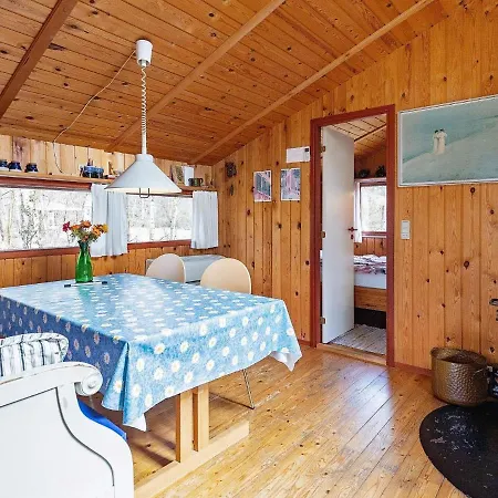 6 Person In Casa de Férias Gedser