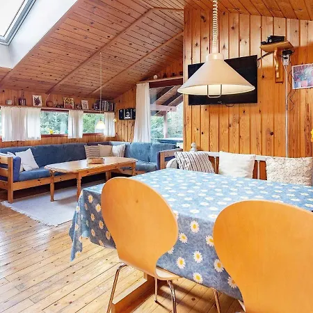 Holiday home 6 Person In *